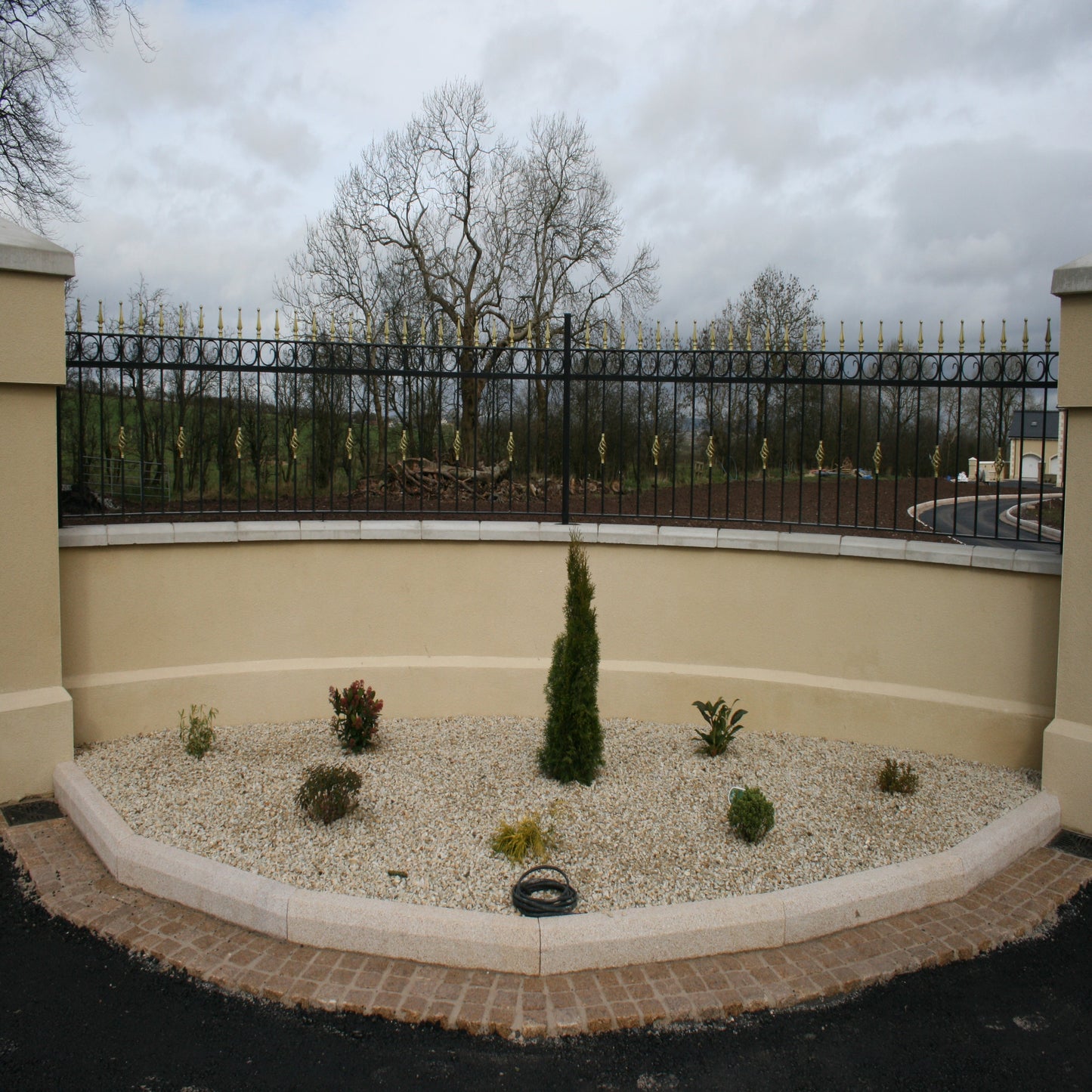 14mm Gold Donegal Quartzite Stone Chippings Tonne