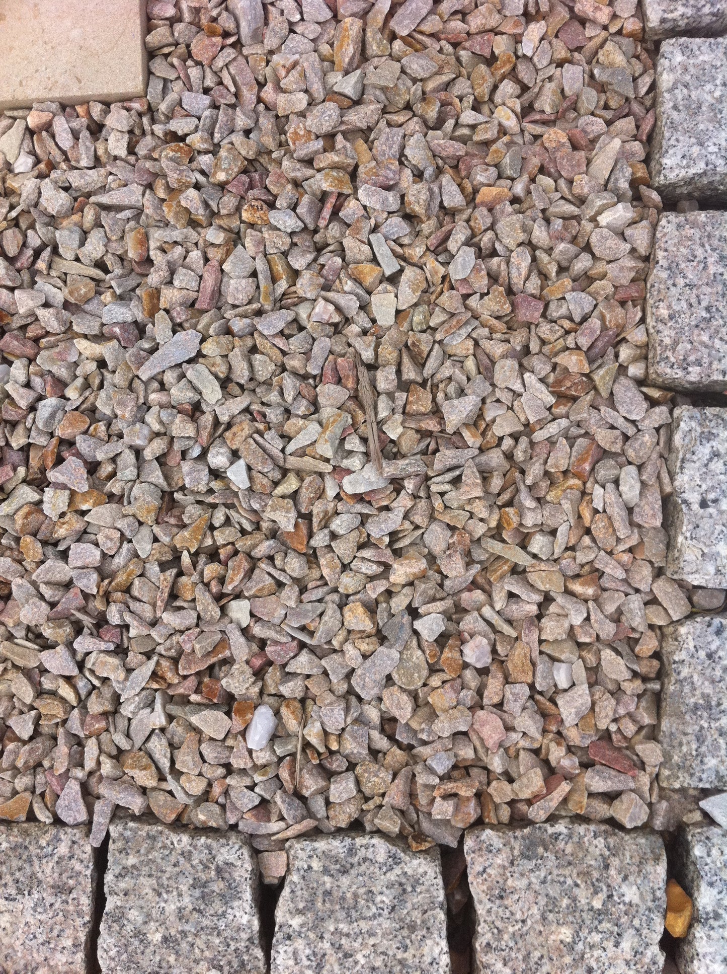 20mm Rose Gold Stone Chippings