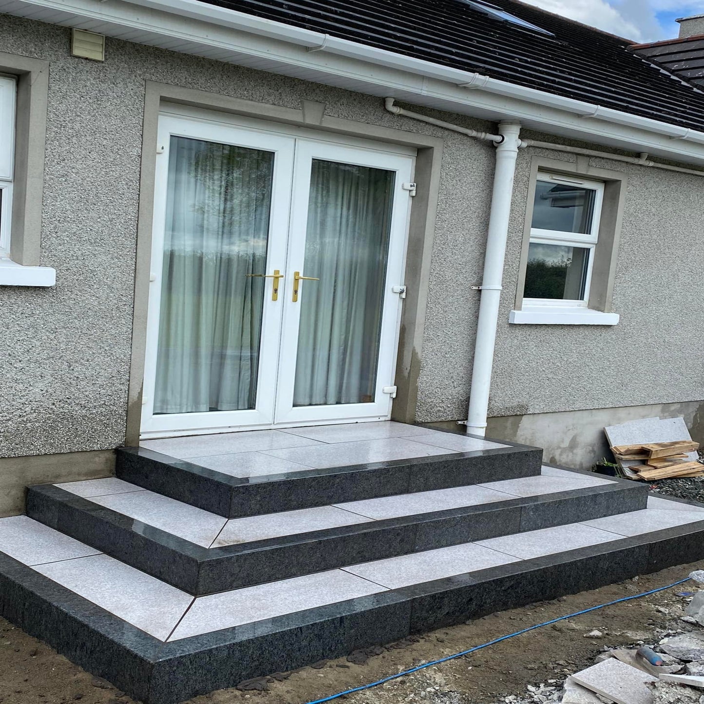 Black Granite Kerb 1000 x 200 x 100 - Flamed