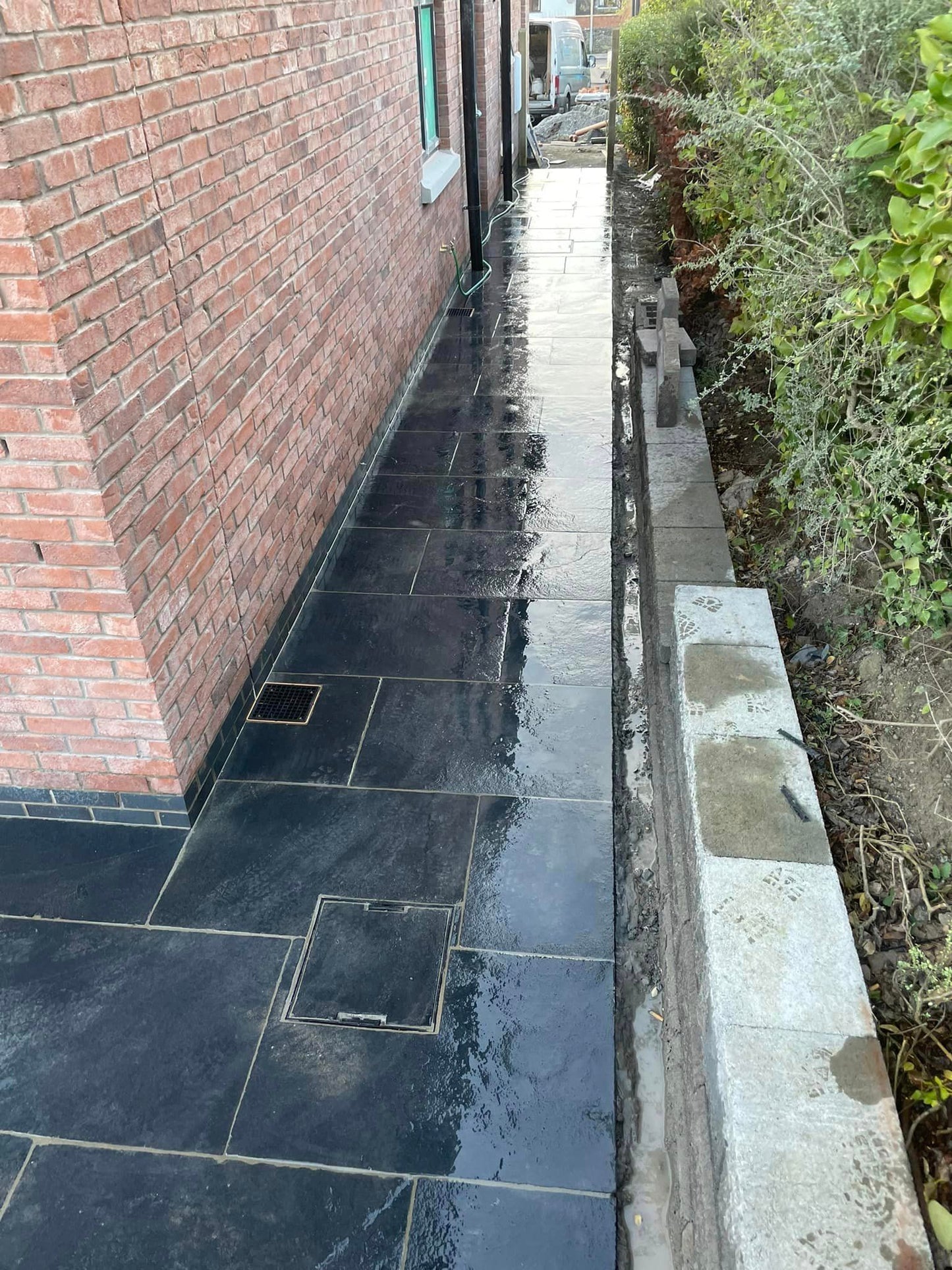 Black Limestone Paving 900 x 600