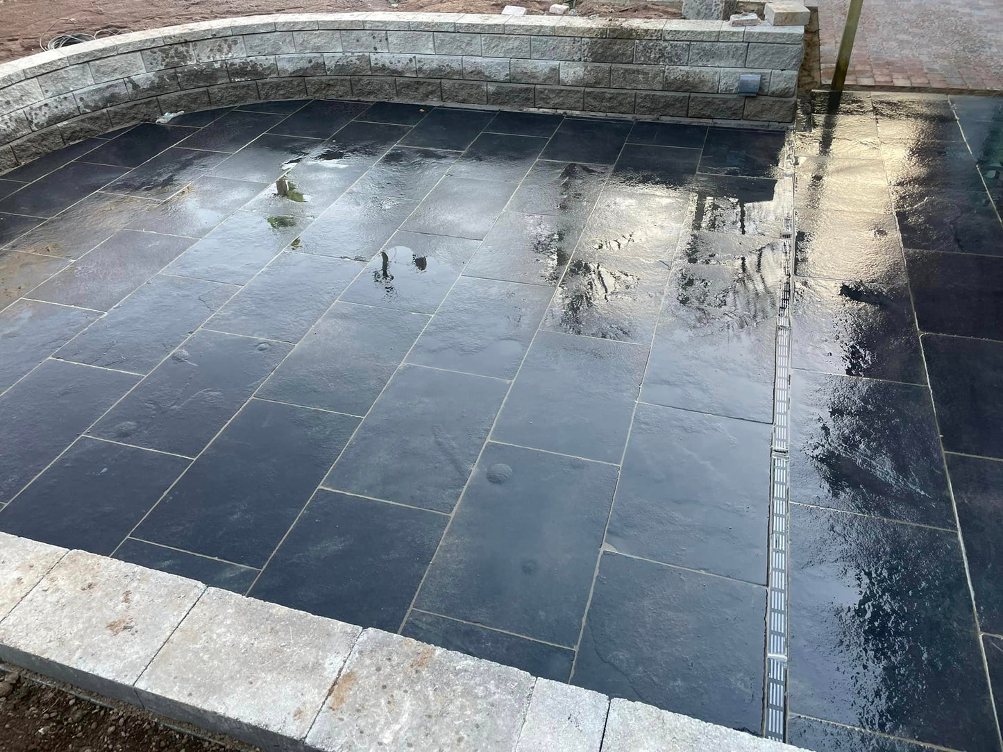 Black Limestone Paving 900 x 600