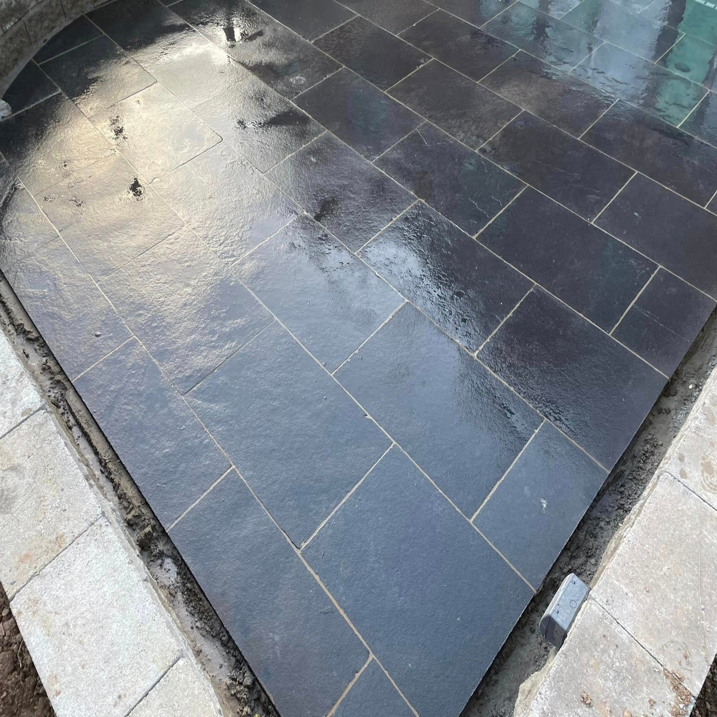 Black Limestone Paving 900 x 600