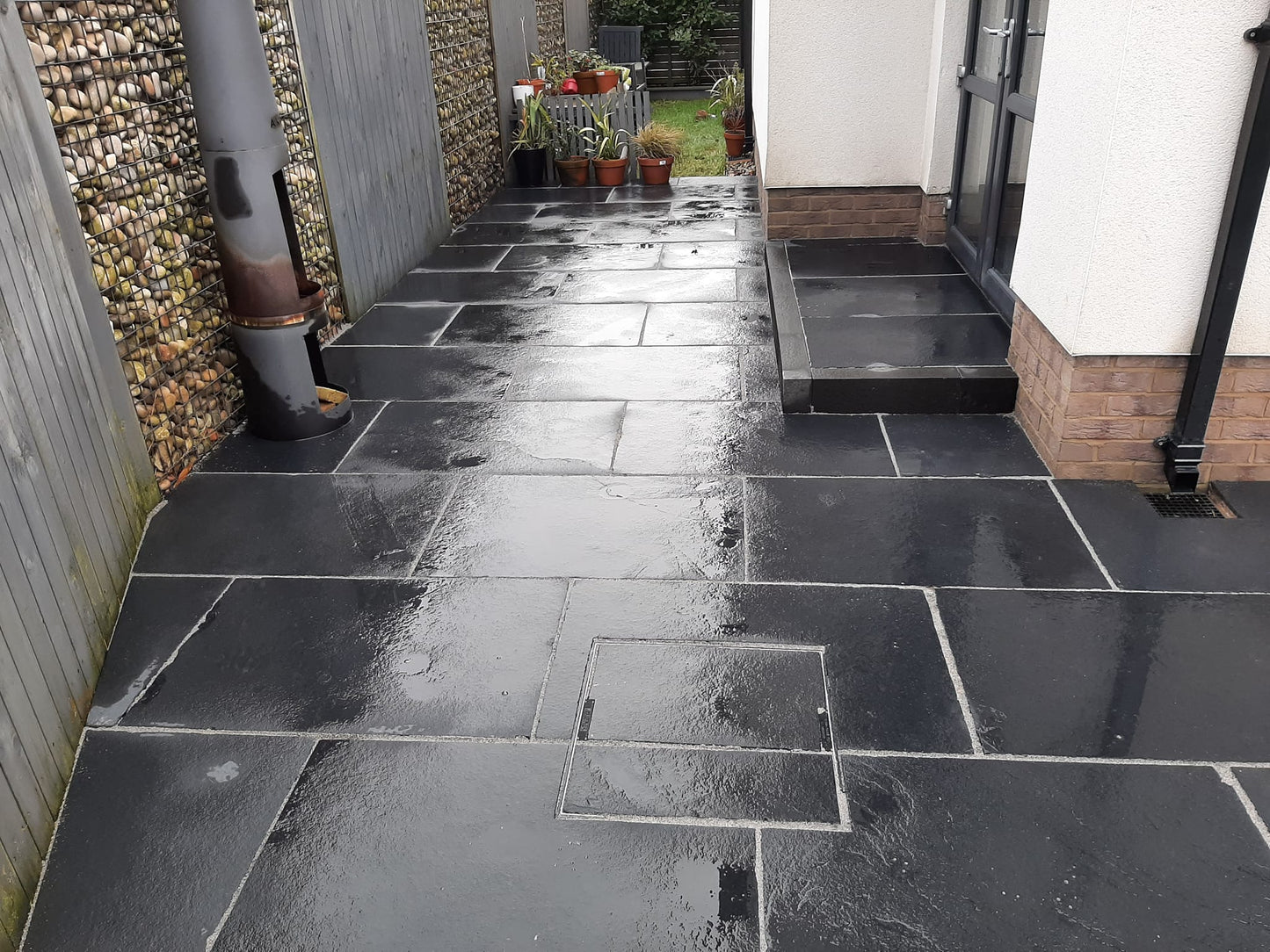 Black Limestone Paving 900 x 600