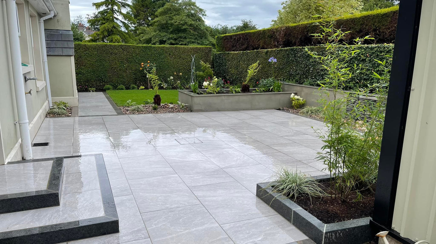 Black Granite Kerb 1000 x 200 x 100 - Flamed