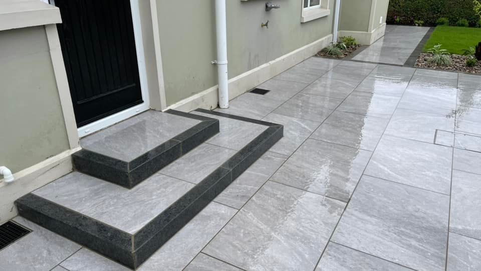 Black Granite Kerb 1000 x 200 x 100 - Flamed