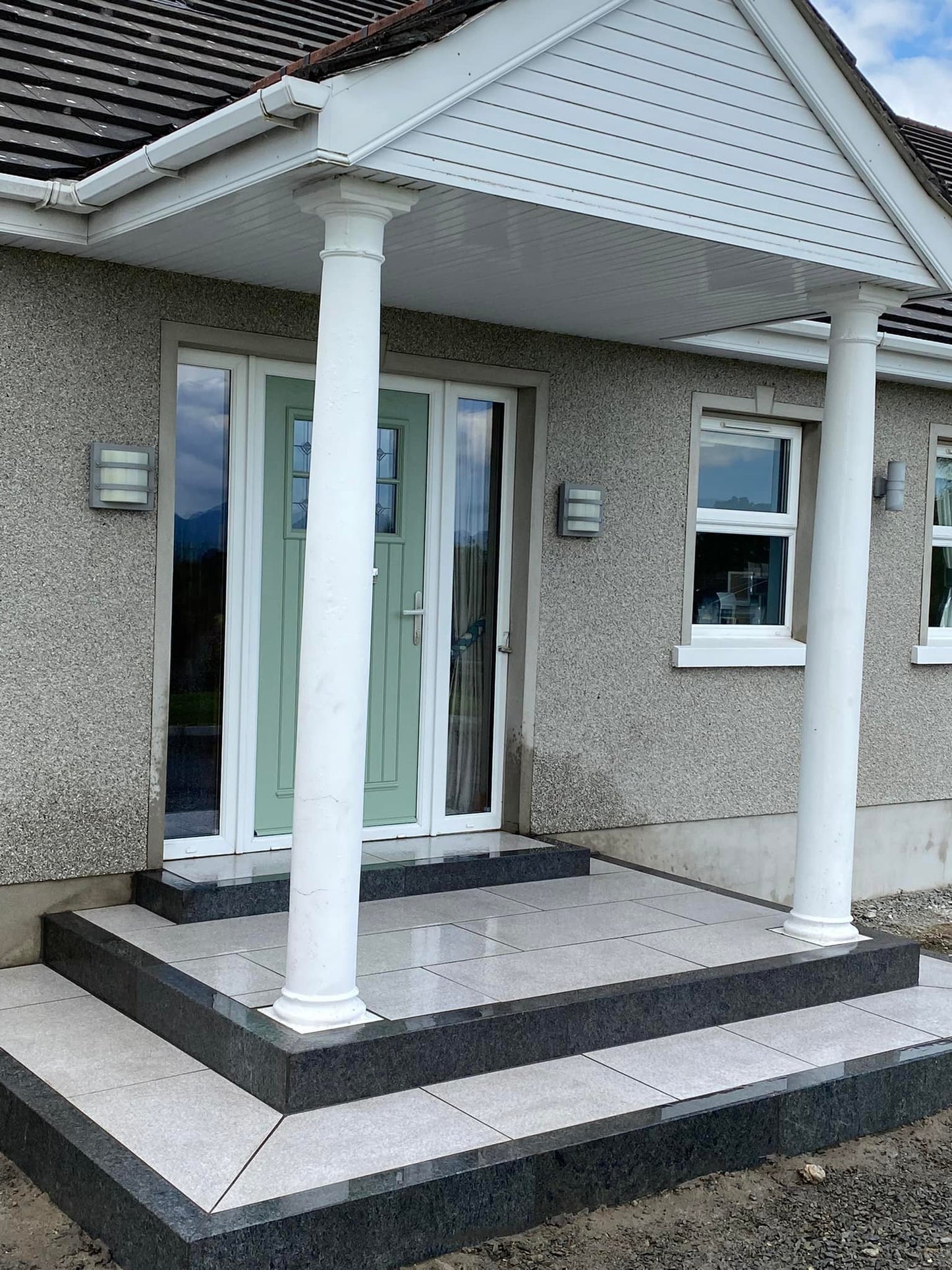 Black Granite Kerb 1000 x 200 x 100 - Flamed