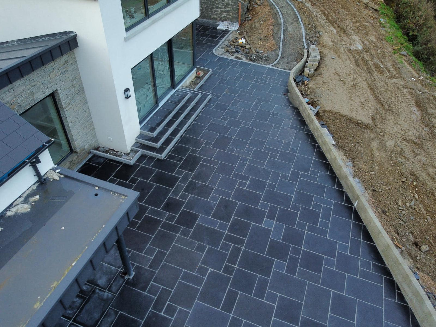 Black Limestone Paving (Mixed Sizes)