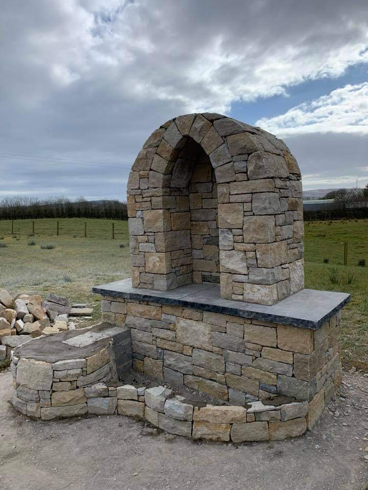 Limestone Wall Capping