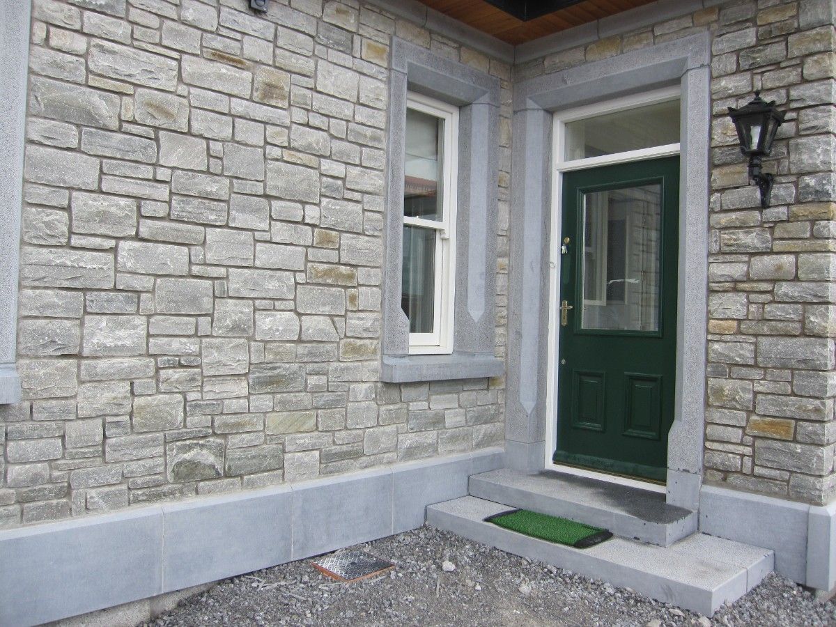 Limestone Plinths