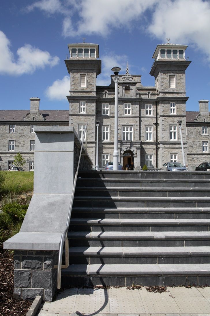 Limestone Steps & Staircases