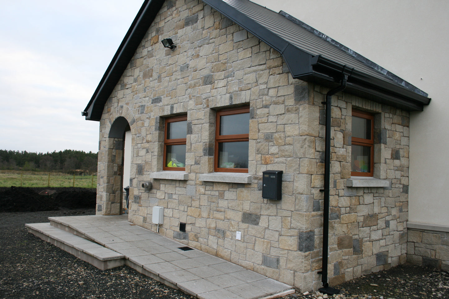 Blue Grey Sandstone Stoneer - Flats