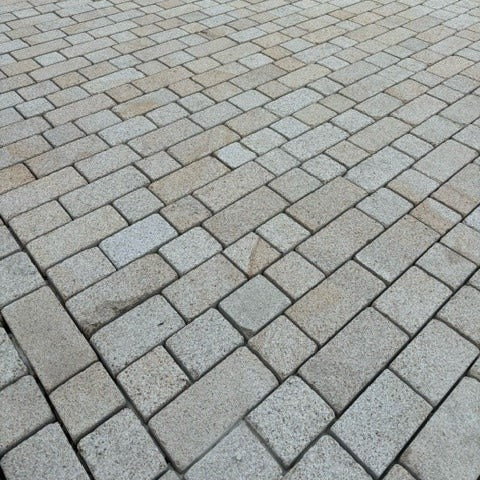 Coachman's Gold Granite Setts