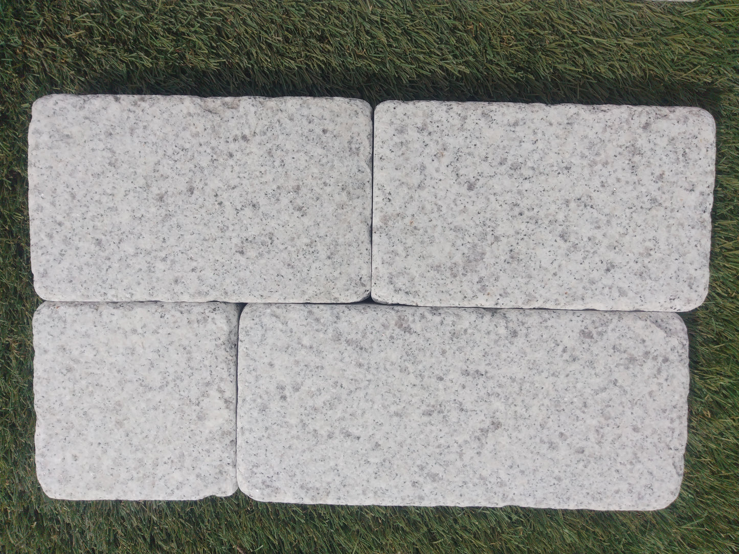 Coachman's Silver Granite Setts