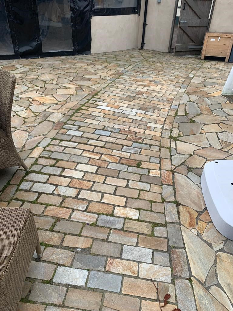 Donegal Quartzite Setts RL x 100