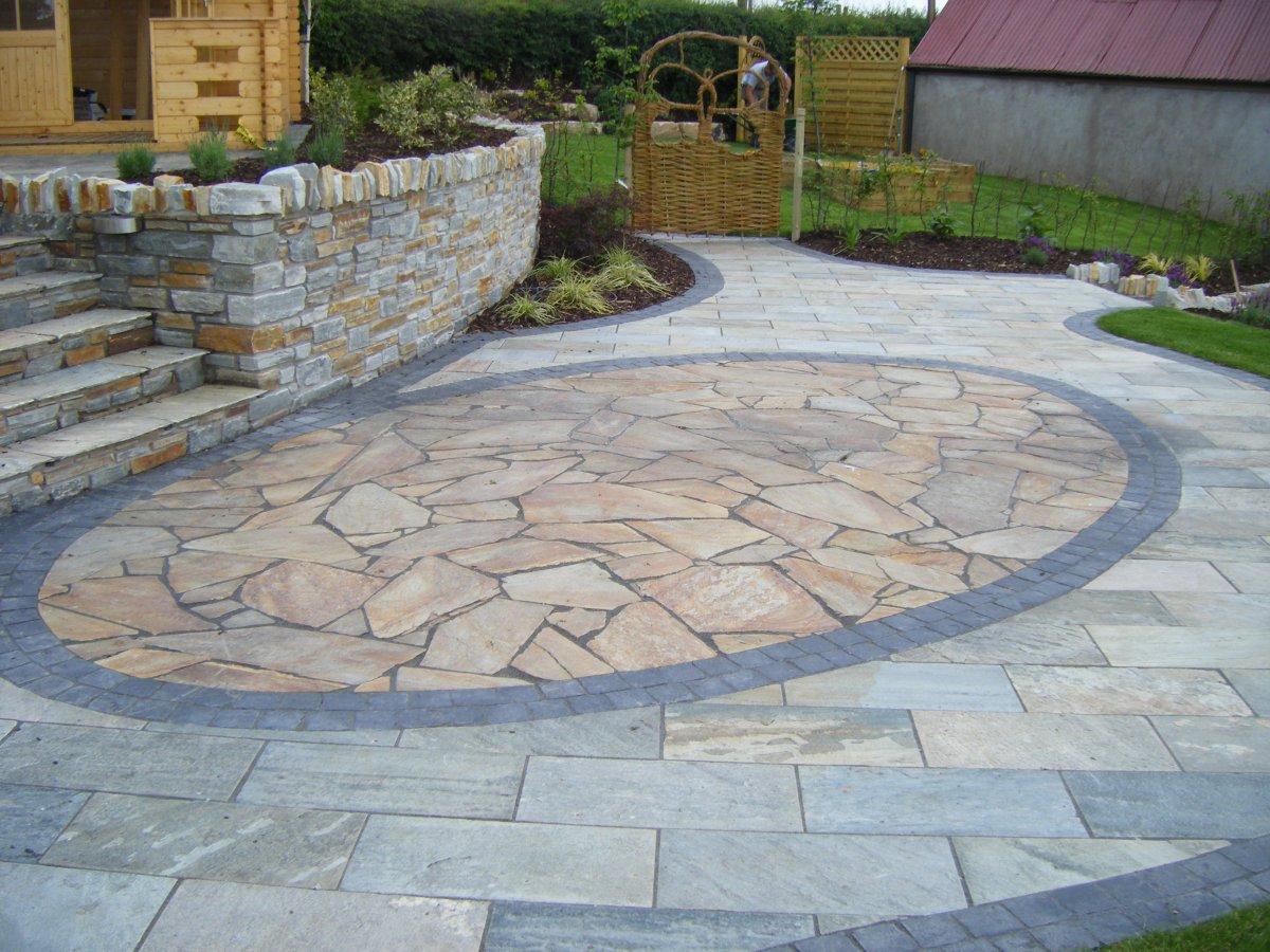 Donegal Quartzite Crazy Paving
