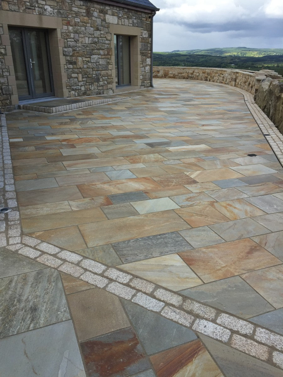 Donegal Quartzite Light Sawn Paving