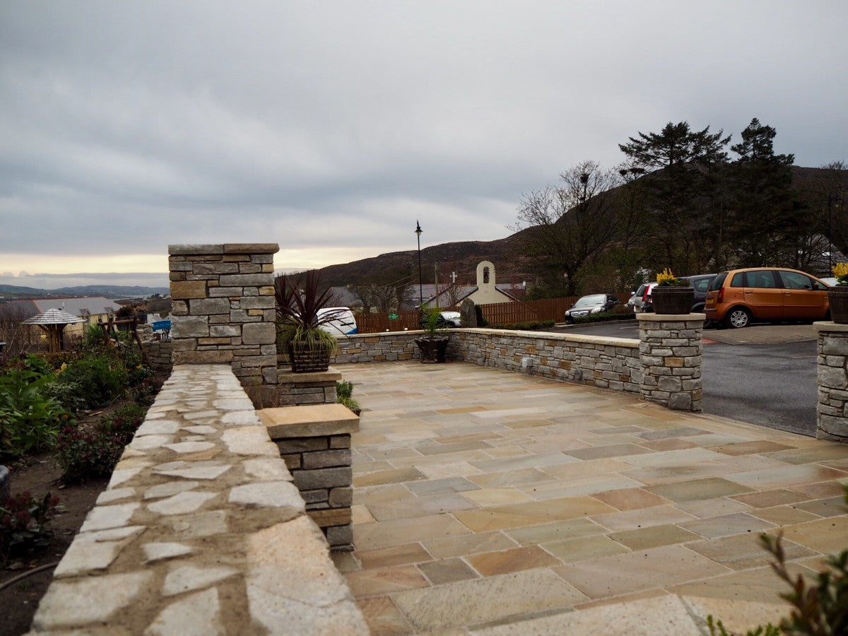 Donegal Quartzite Light Sawn Paving