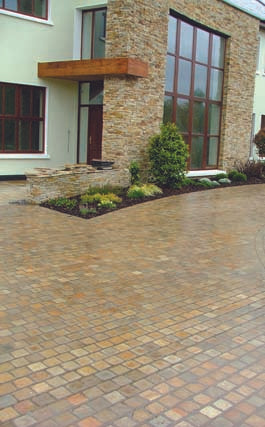 Donegal Quartzite Setts 100 x 100