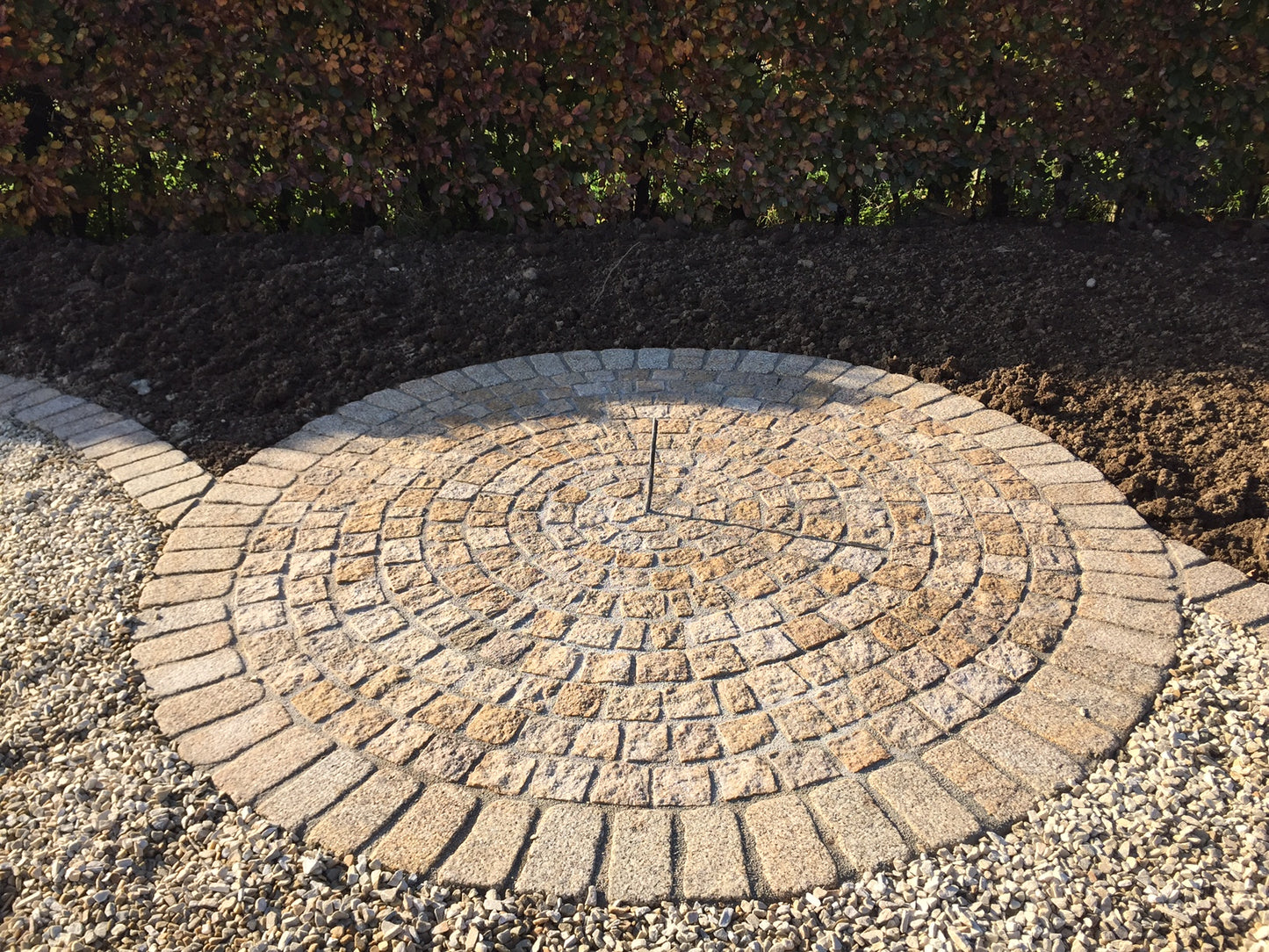 Gold Granite Setts 100 x 100 - Bush Hammered & Sawn