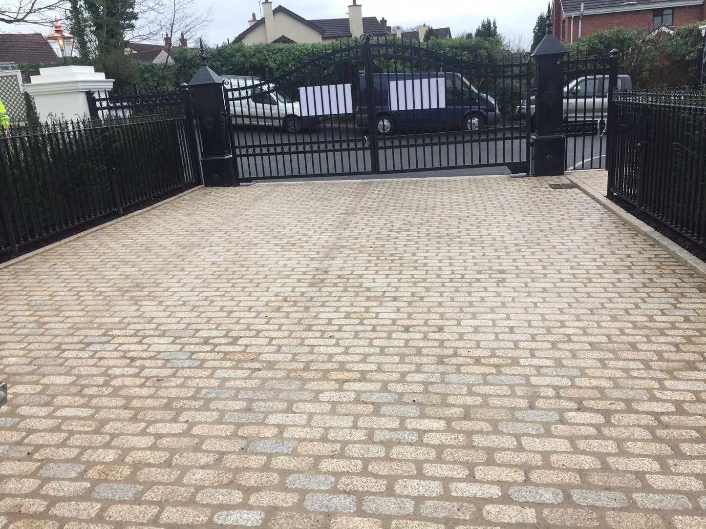 Gold Granite Setts 200 x 100 - Bush Hammered & Sawn