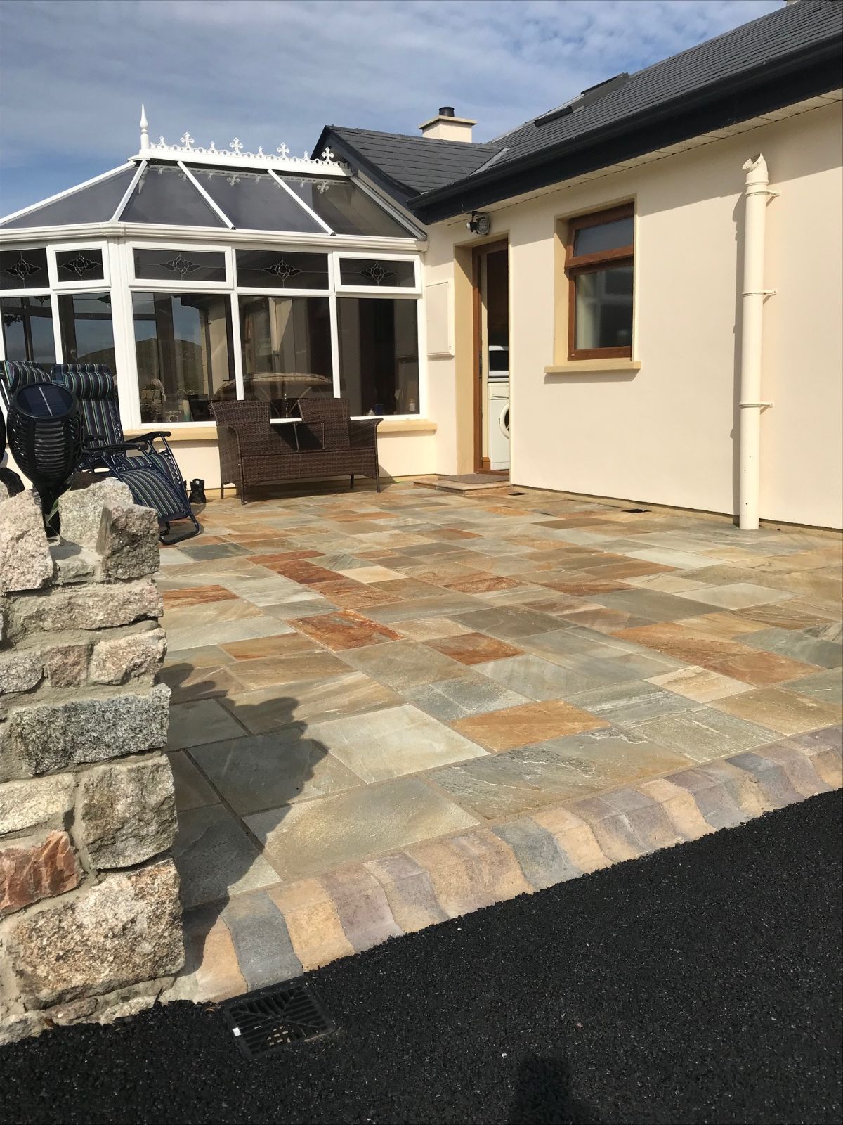 Donegal Quartzite Light Sawn Paving
