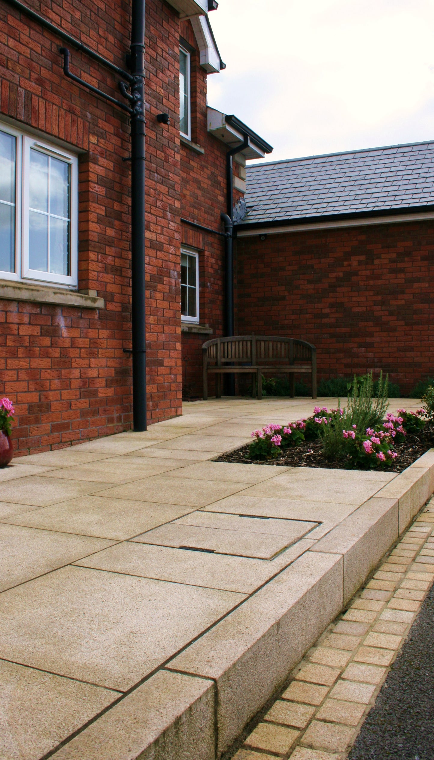 Gold Granite Kerb 1000 x 200 x 100 - Bush Hammered
