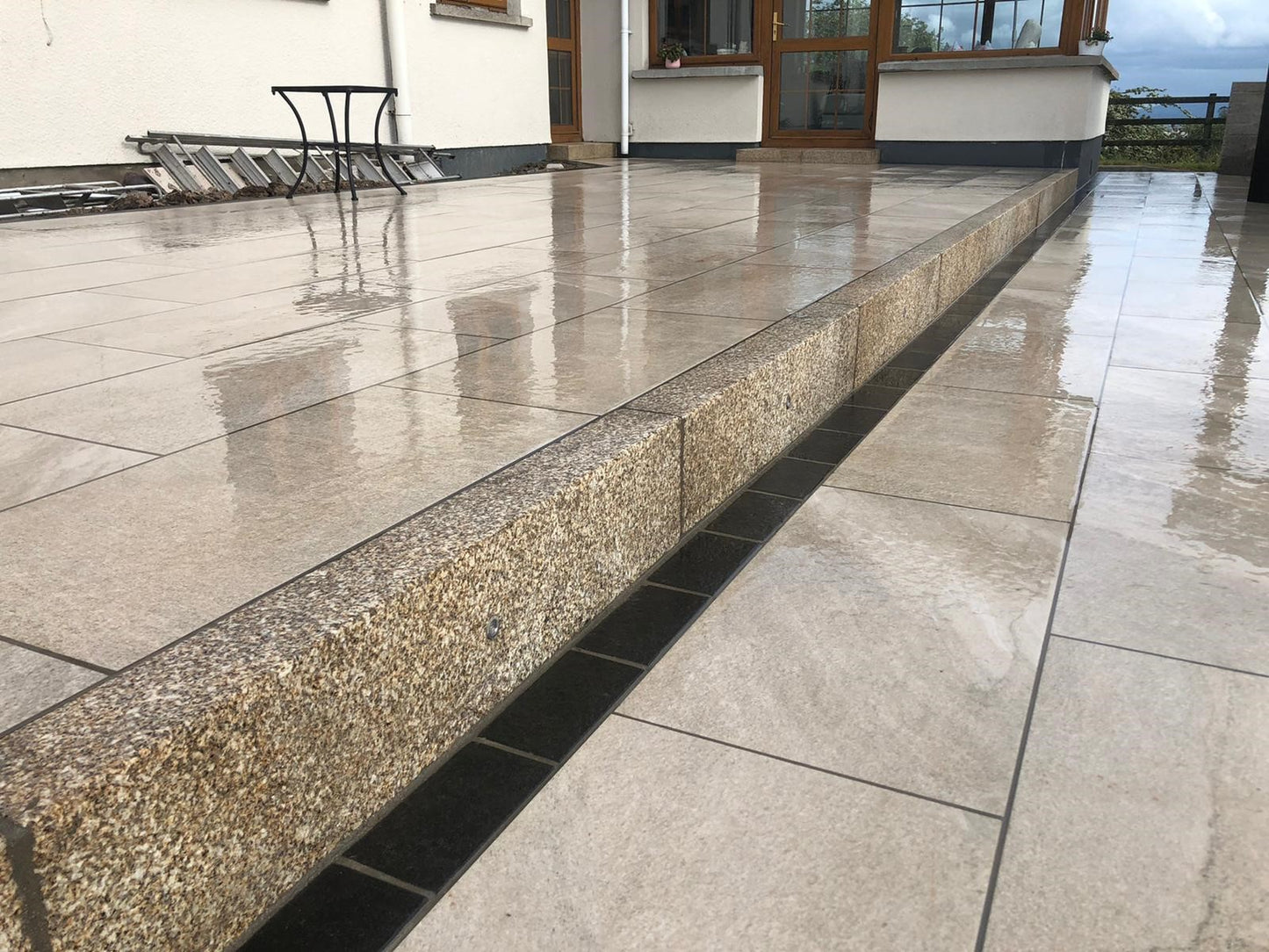 Gold Granite Kerb 1000 x 200 x 100 - Bush Hammered