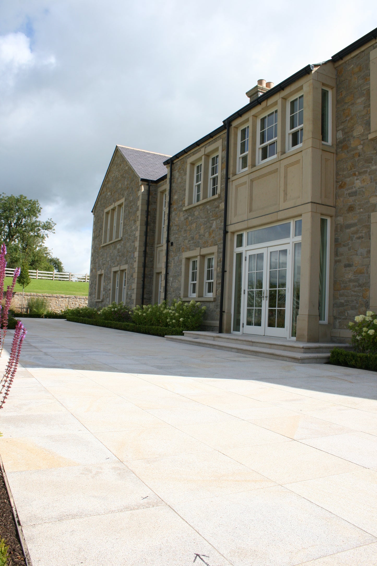 Gold Granite Paving - 600 x 600