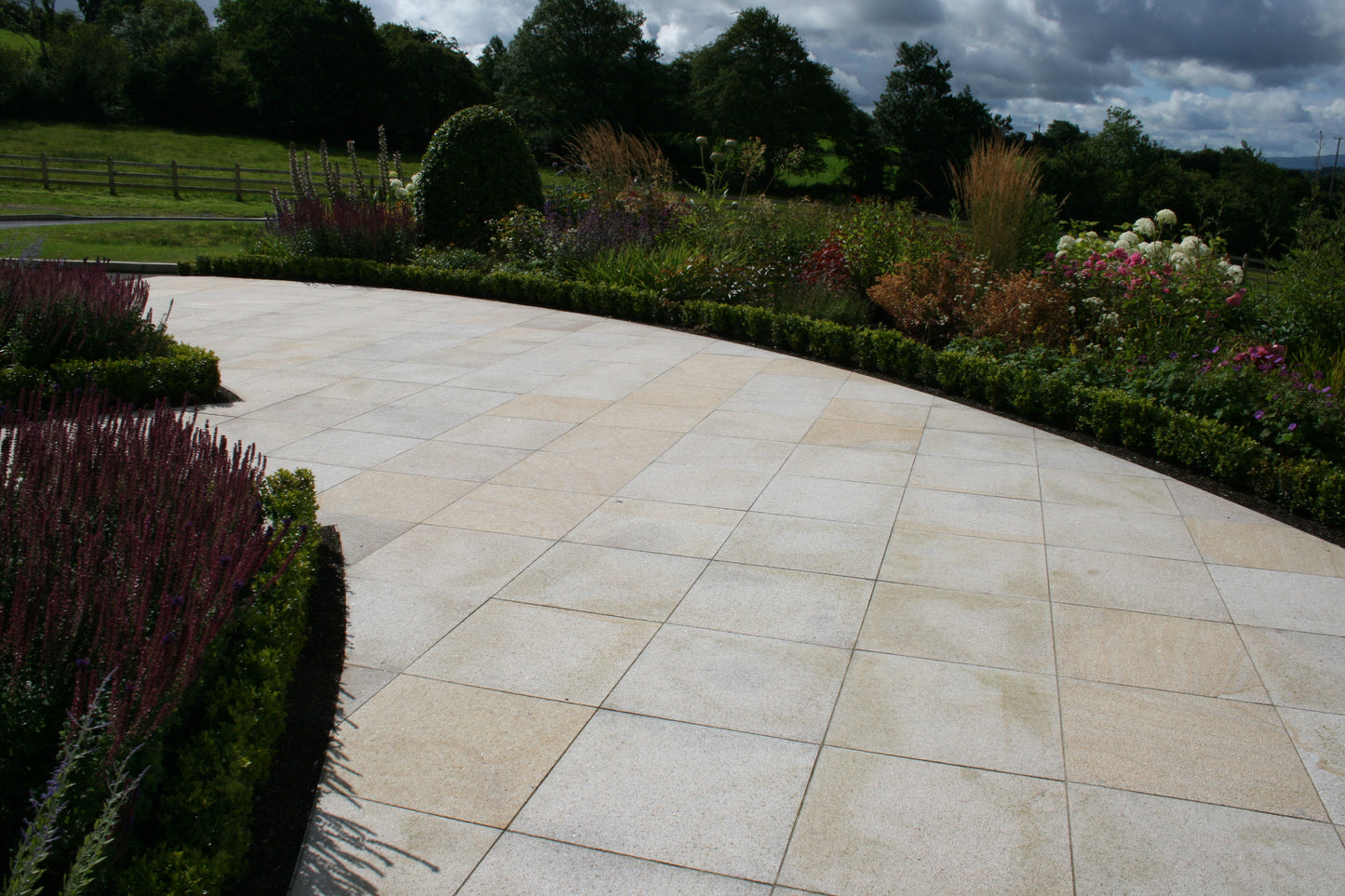Gold Granite Paving - 600 x 600