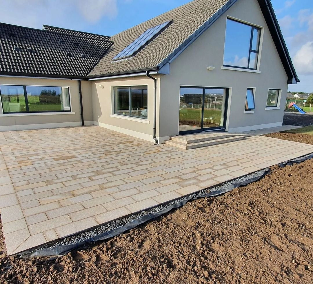 Gold Granite Paving - 600 x 300