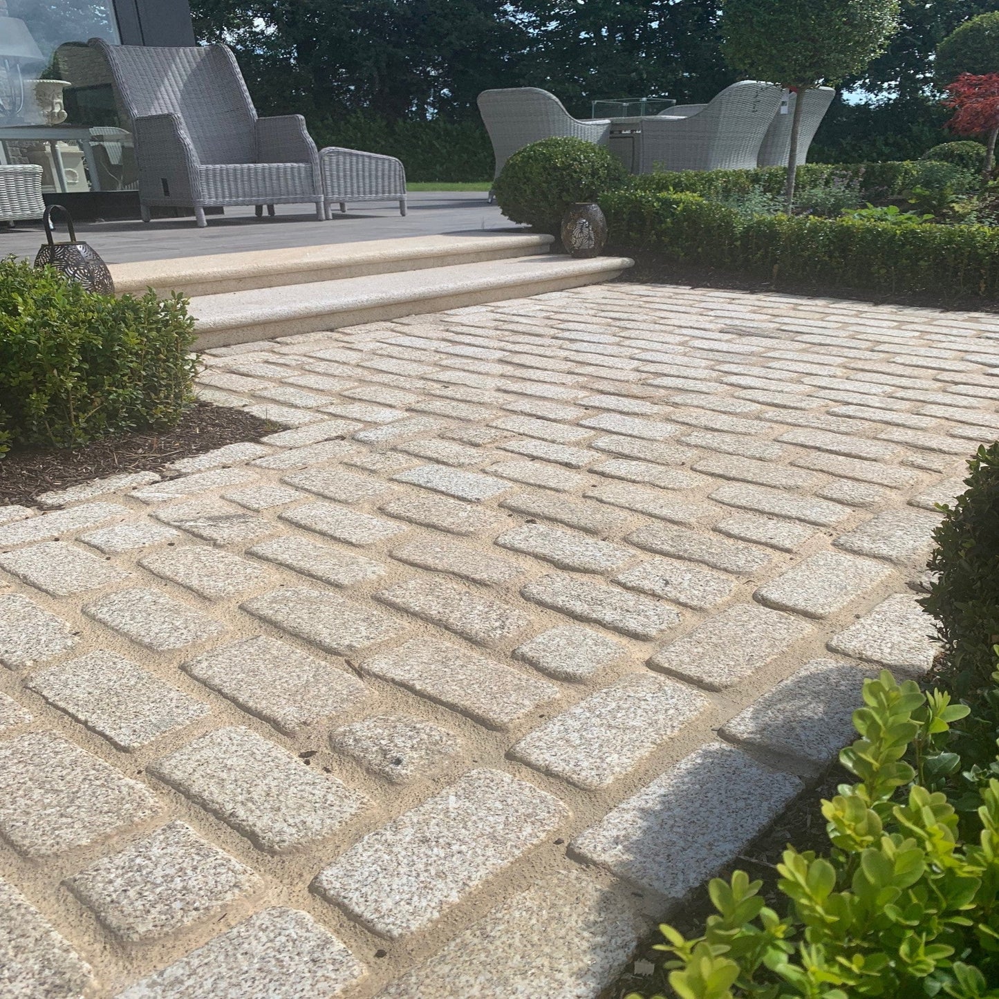 Gold Granite Setts 200 x 100 - Bush Hammered & Sawn