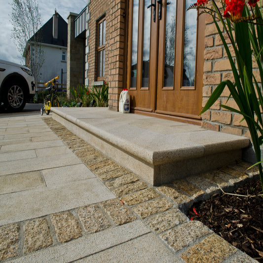 Gold Granite Riser; 600 x 150 x 25mm; Bush Hammered Finish