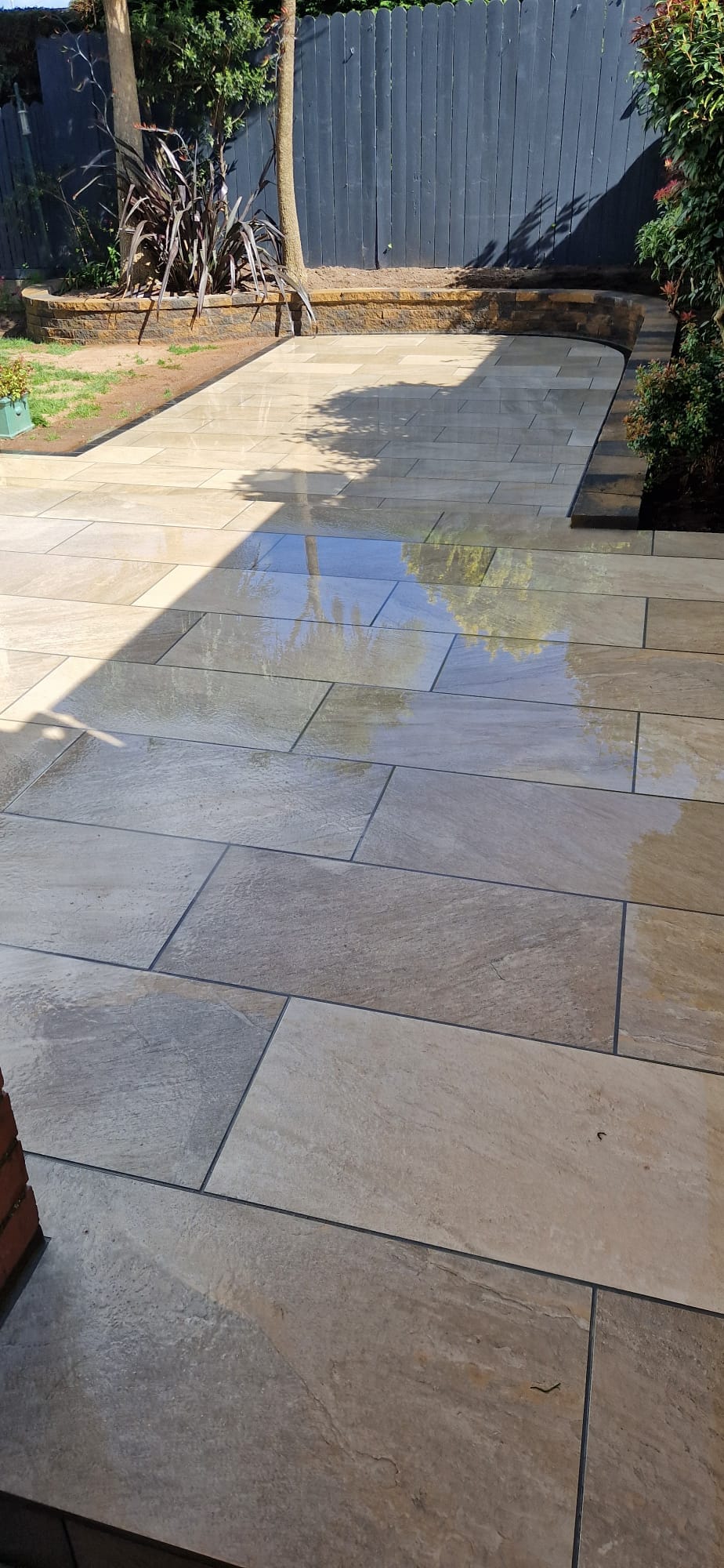 Diva Range Quartz Gold Porcelain Paving