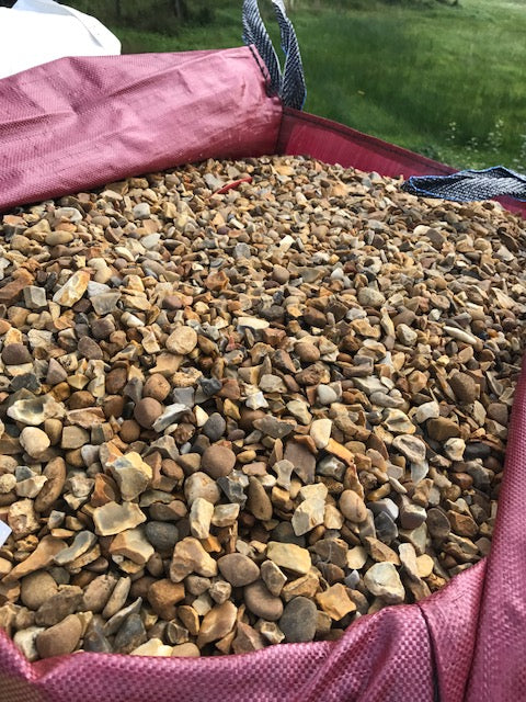 Gold Shingle Stone Chippings