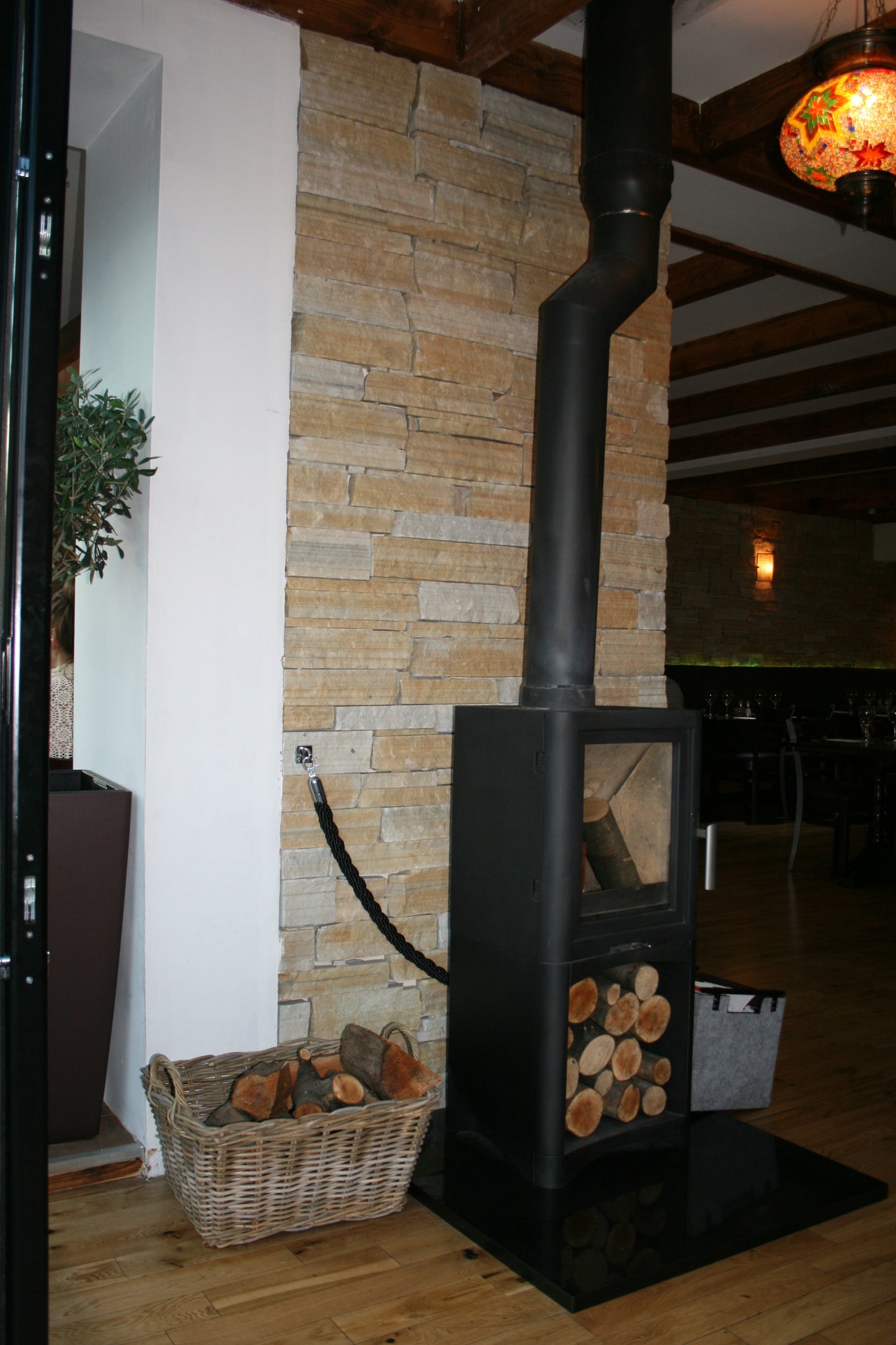Gold Donegal Quartzite Stoneer - Flats