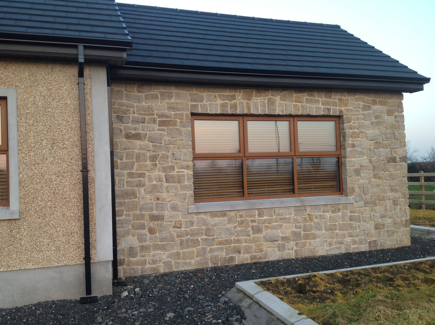 Grit Sandstone Stoneer - Flats
