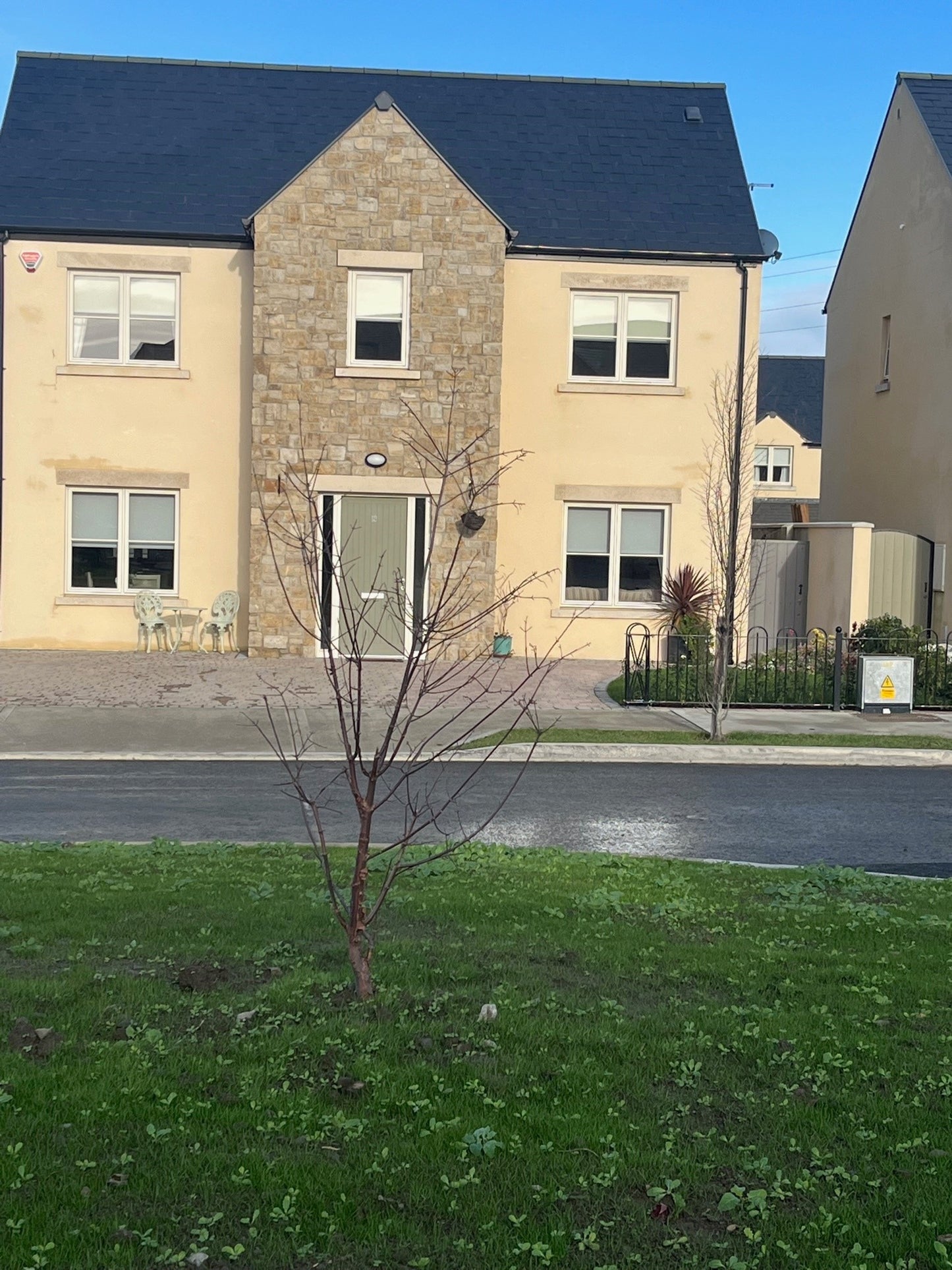 Grit Sandstone Stoneer - Flats