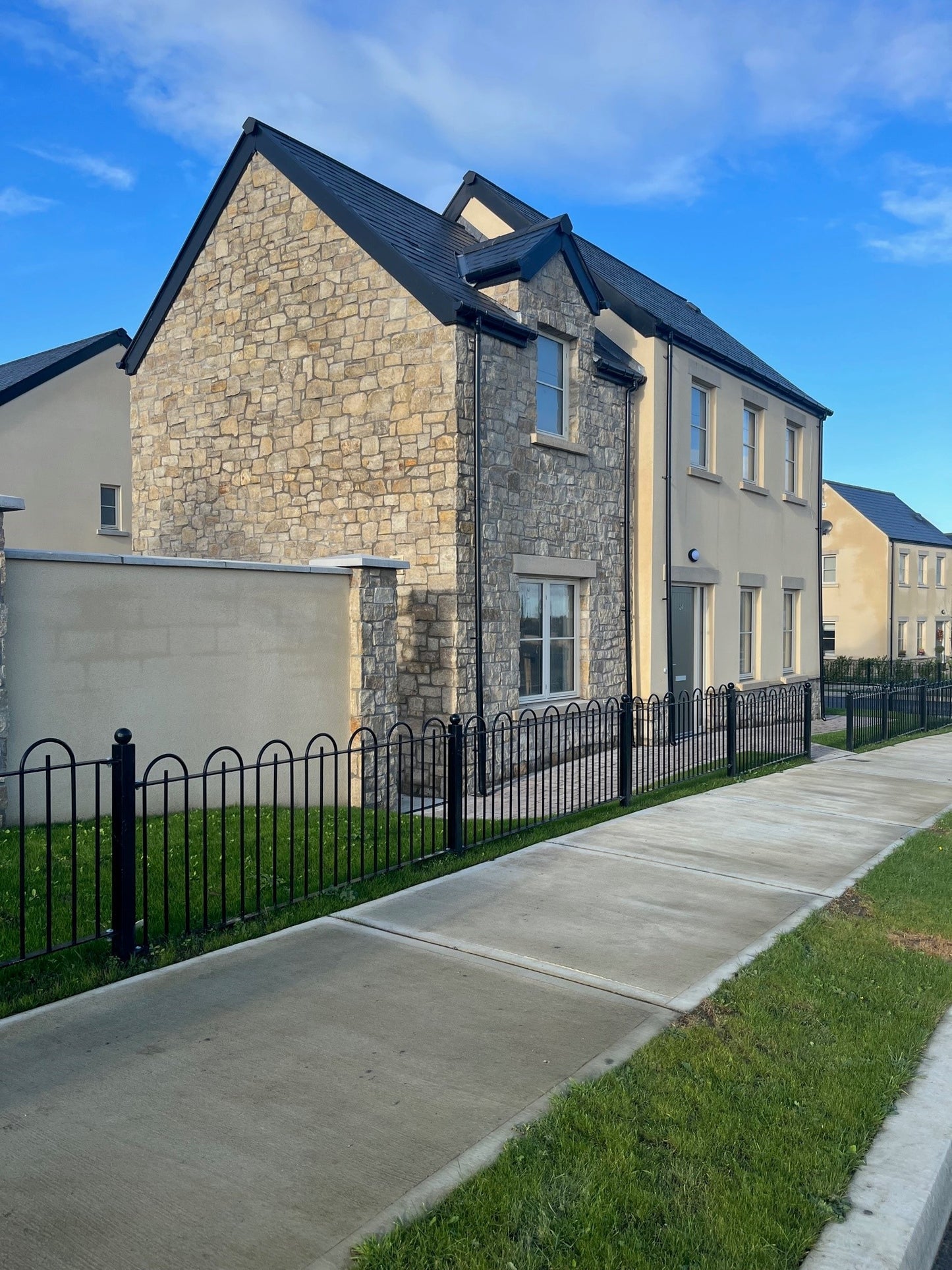 Grit Sandstone Stoneer - Flats