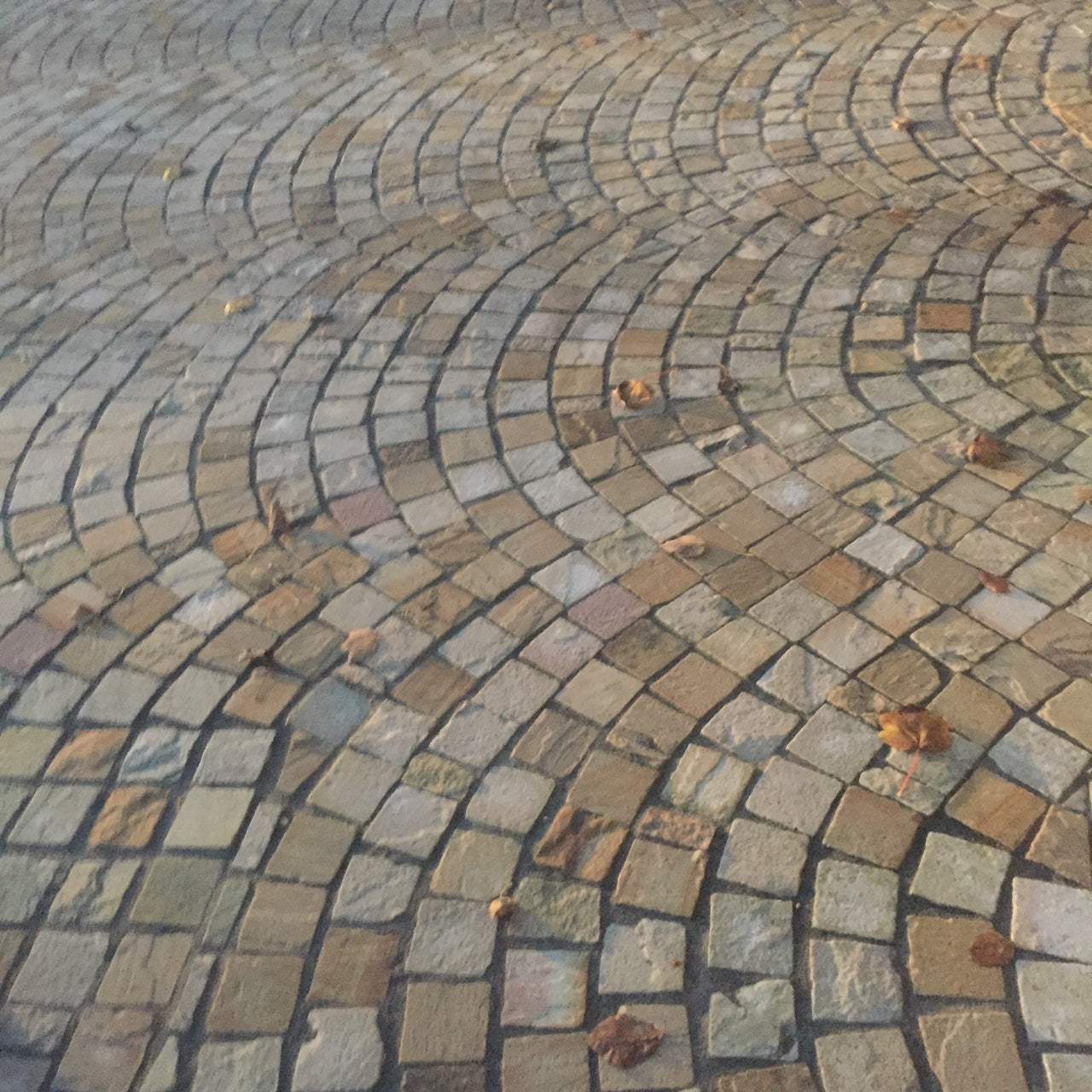 Gold Granite Setts 100 x 100 - Bush Hammered & Sawn