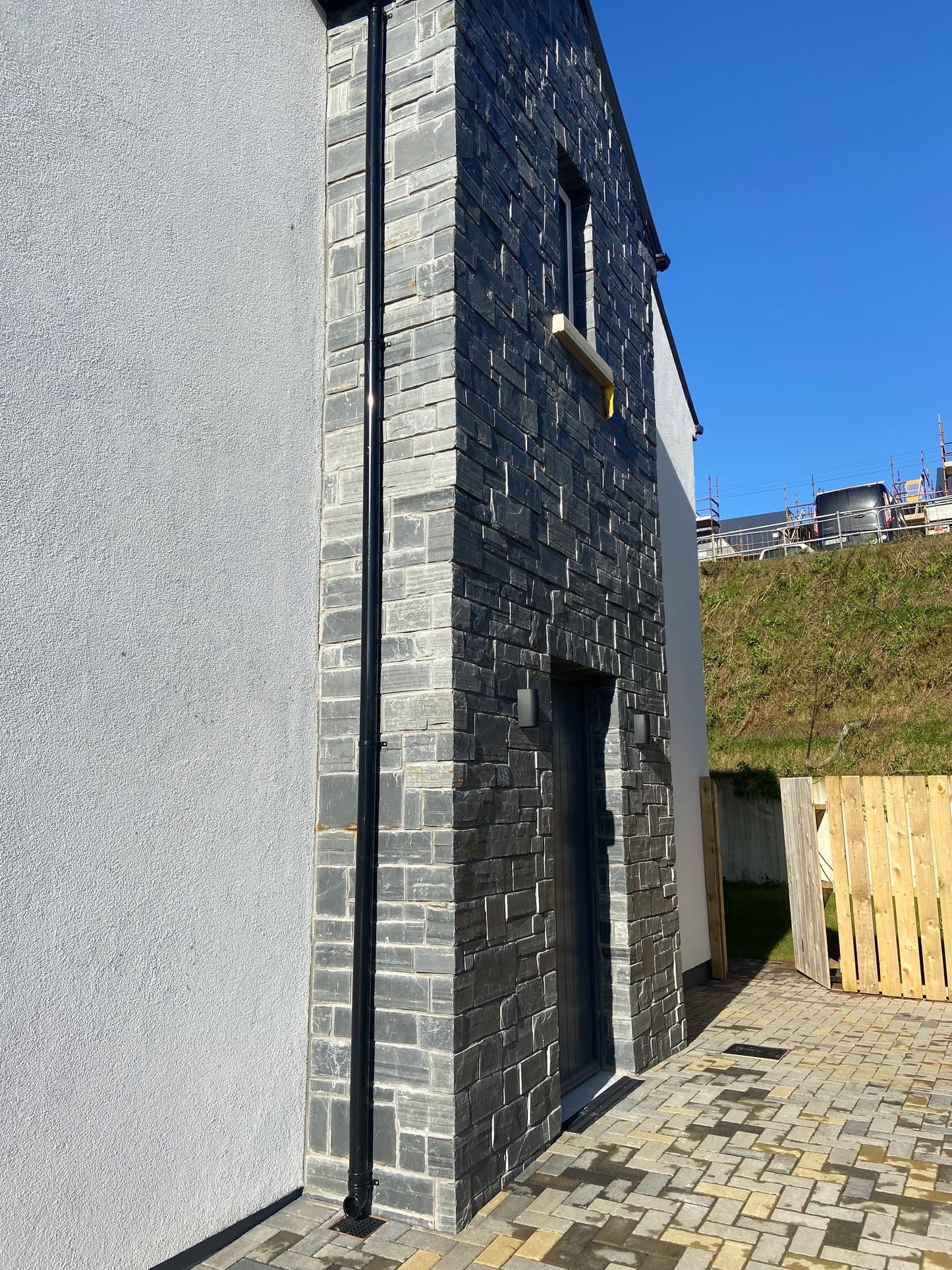 Irish Slate Stoneer - Corners