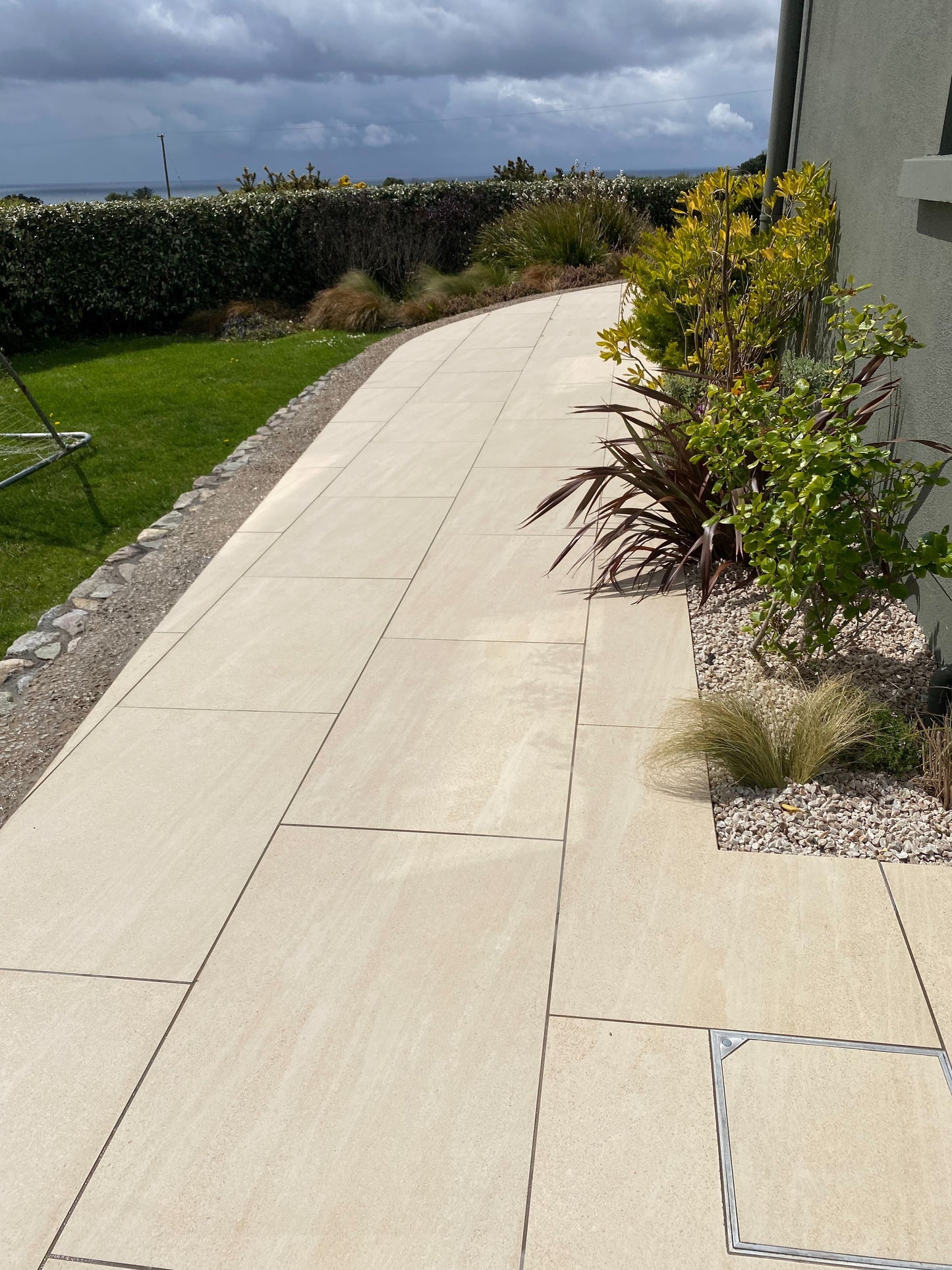 Jewel Range Camel Porcelain Paving