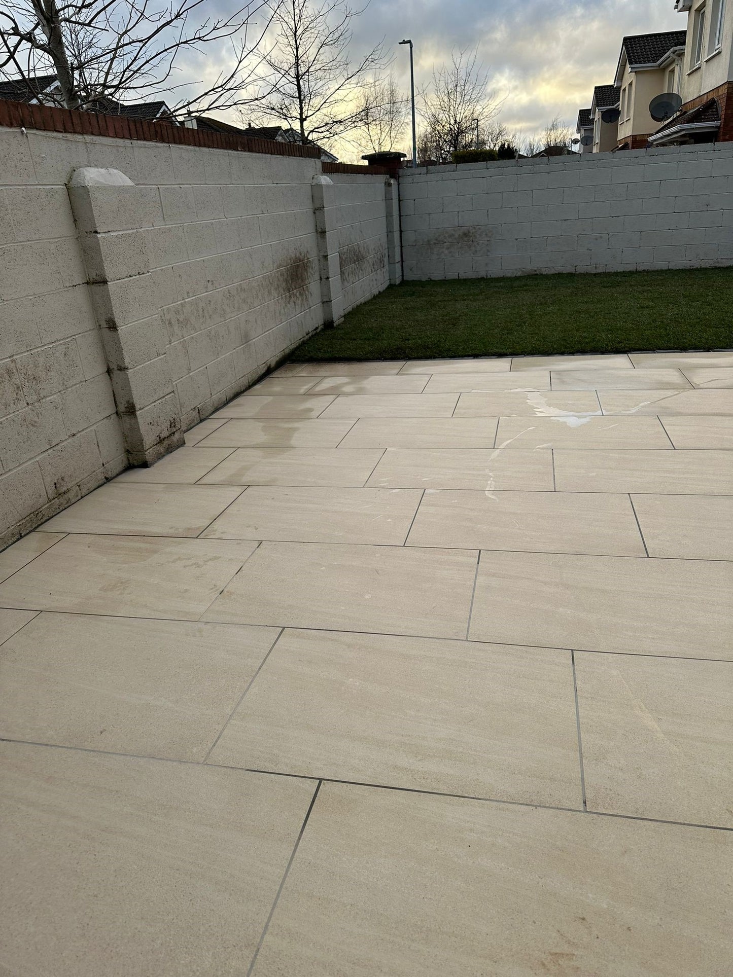 Jewel Range Camel Porcelain Paving