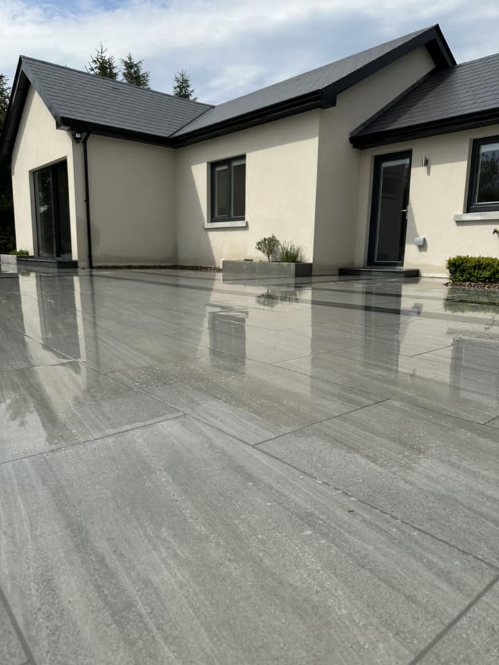Jewel Range Ashen Porcelain Paving