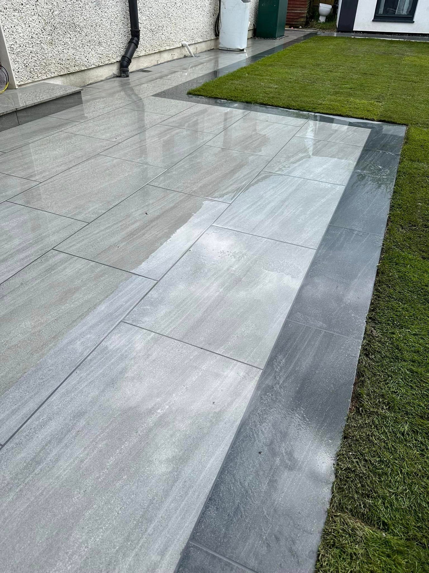 Jewel Range Smokey Porcelain Paving