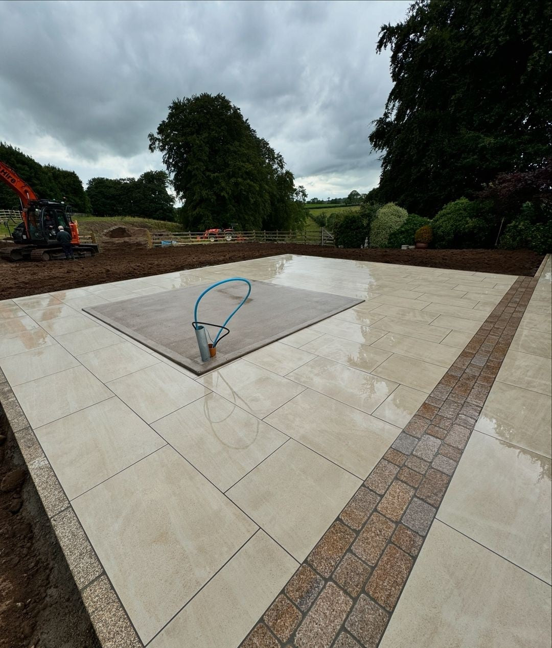 Jewel Range Camel Porcelain Paving