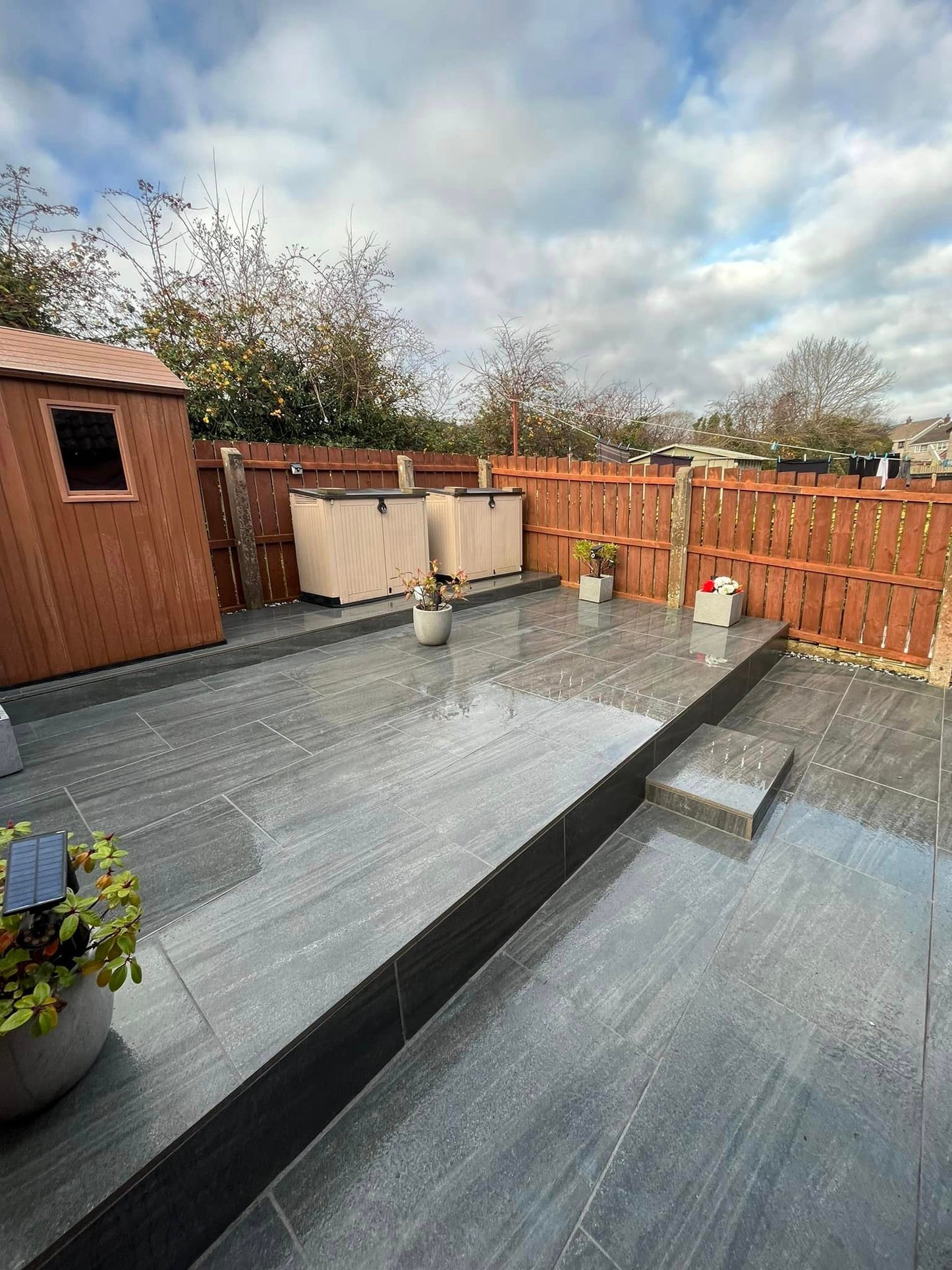 Jewel Range Smokey Porcelain Paving