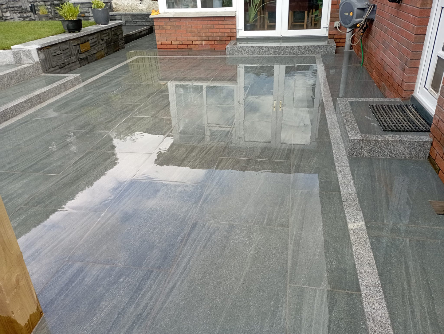 Jewel Range Smokey Porcelain Paving