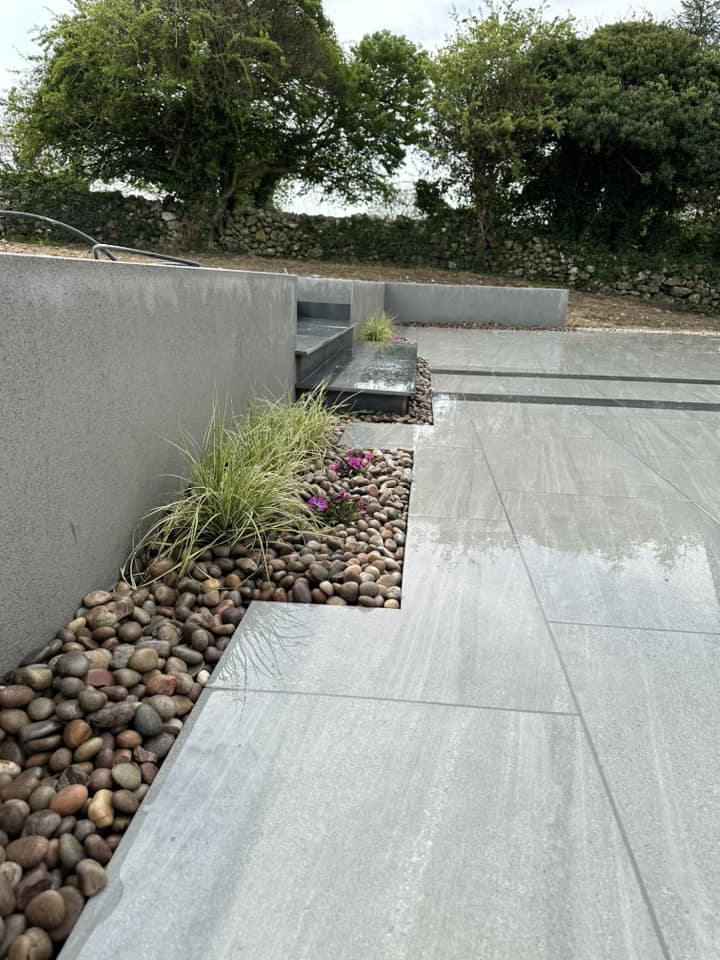 Jewel Range Smokey Porcelain Paving