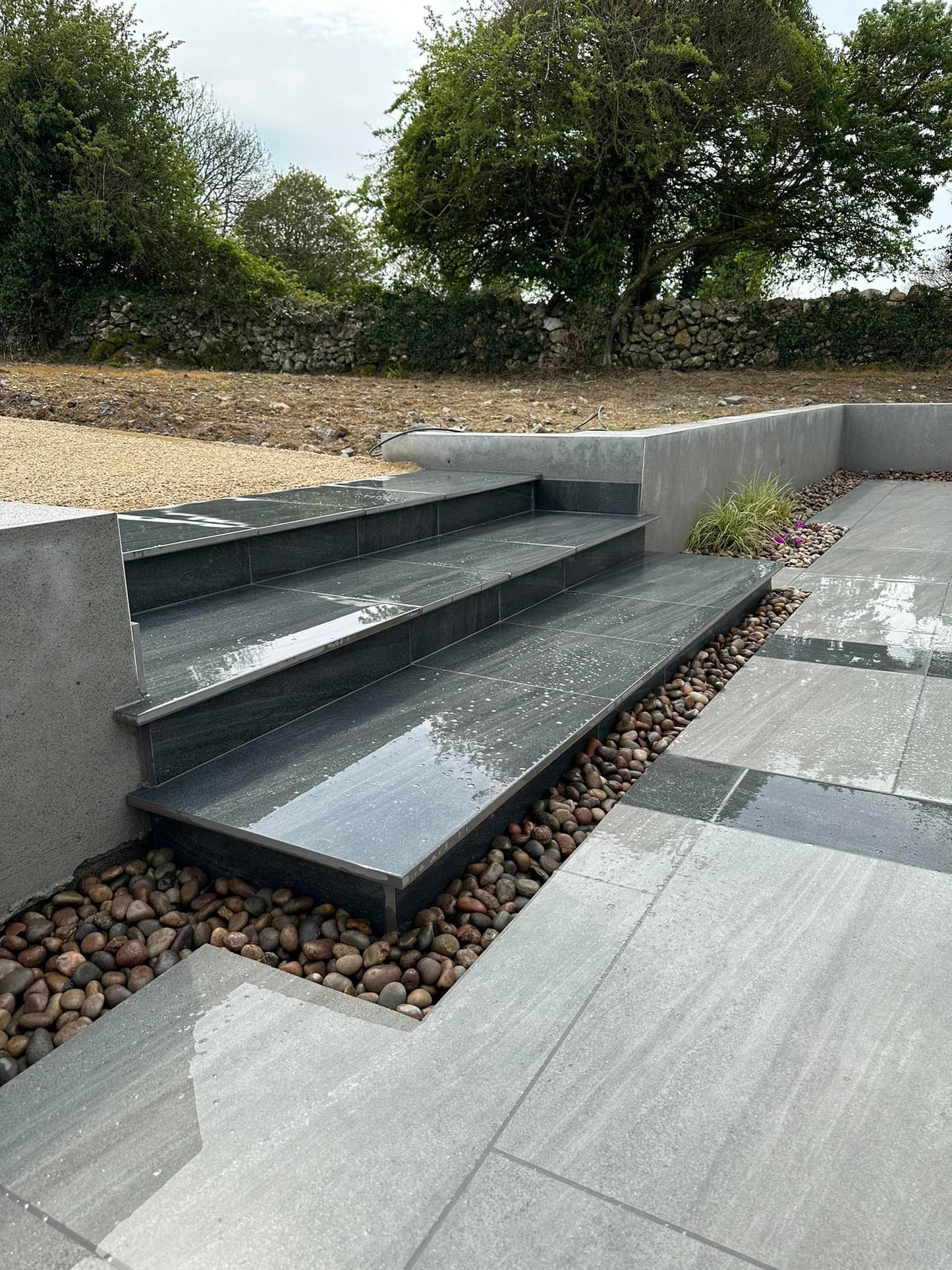 Jewel Range Smokey Porcelain Paving