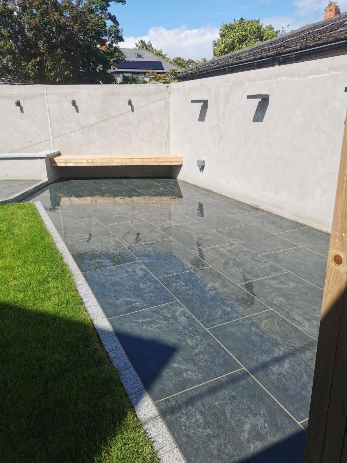 Jewel Range Station Black Porcelain Paving